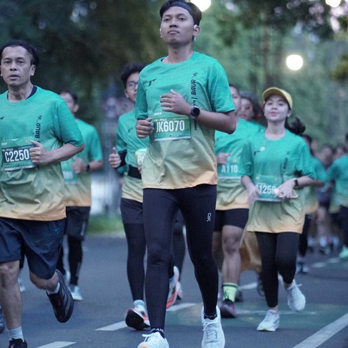 Race photo from BAUR RUN 2025