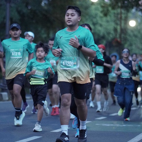 Race photo from BAUR RUN 2025