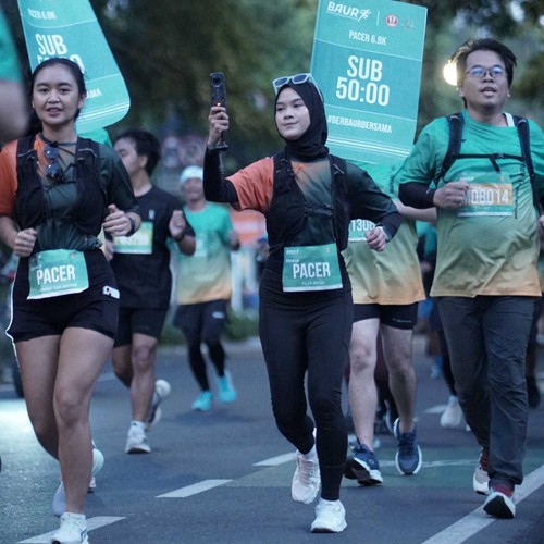 Race photo from BAUR RUN 2025