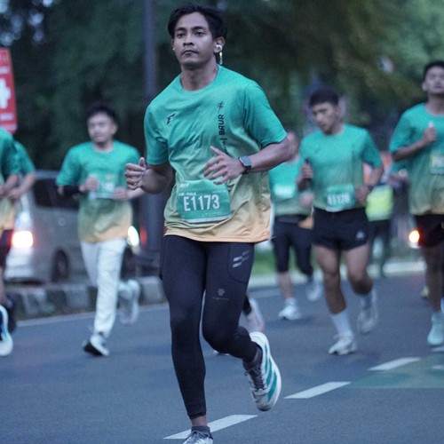 Race photo from BAUR RUN 2025