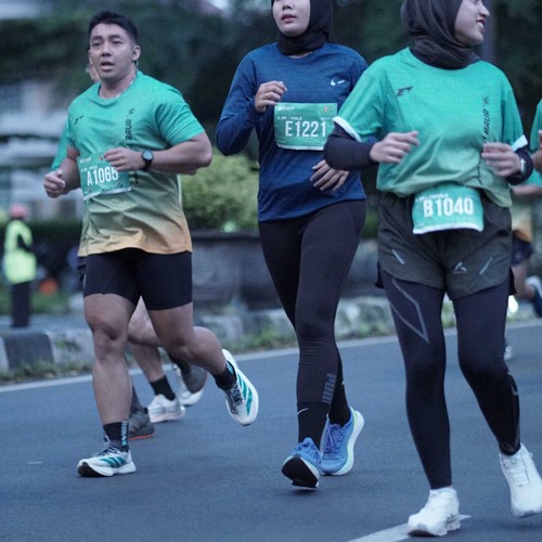 Race photo from BAUR RUN 2025