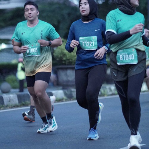 Race photo from BAUR RUN 2025
