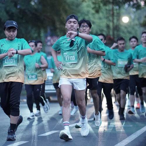 Race photo from BAUR RUN 2025