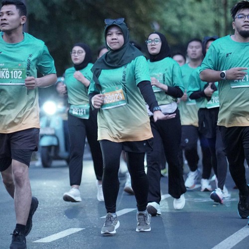 Race photo from BAUR RUN 2025