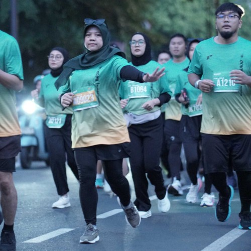 Race photo from BAUR RUN 2025