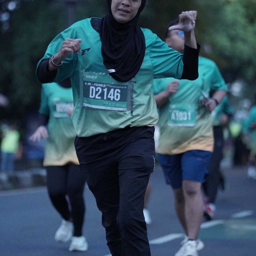 Race photo from BAUR RUN 2025