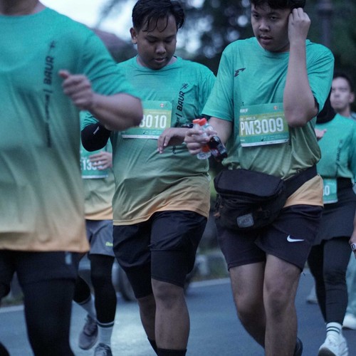 Race photo from BAUR RUN 2025