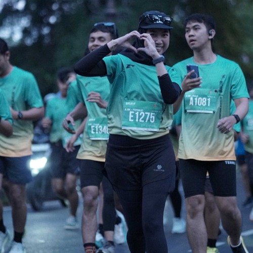 Race photo from BAUR RUN 2025