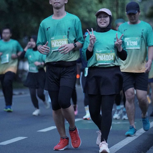 Race photo from BAUR RUN 2025