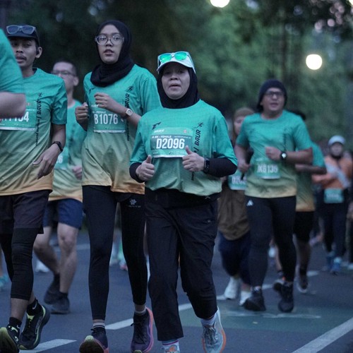 Race photo from BAUR RUN 2025