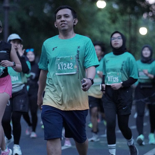Race photo from BAUR RUN 2025
