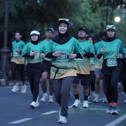 Race photo from BAUR RUN 2025