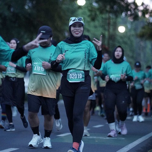 Race photo from BAUR RUN 2025
