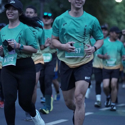 Race photo from BAUR RUN 2025