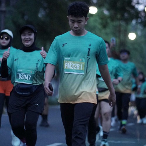 Race photo from BAUR RUN 2025
