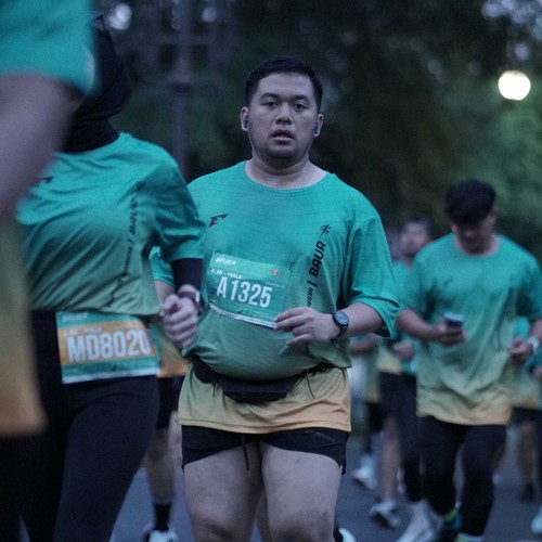 Race photo from BAUR RUN 2025