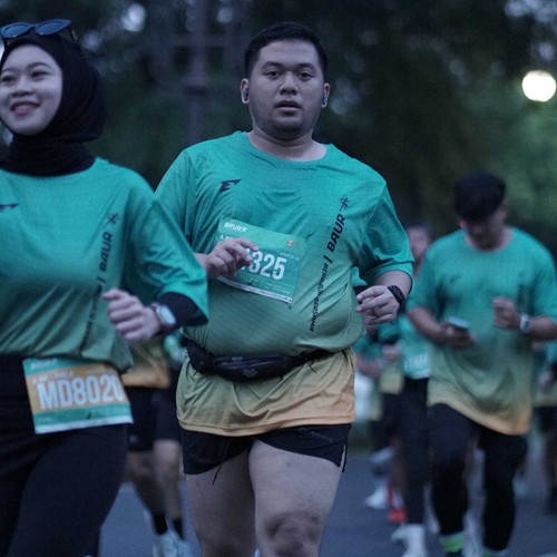 Race photo from BAUR RUN 2025