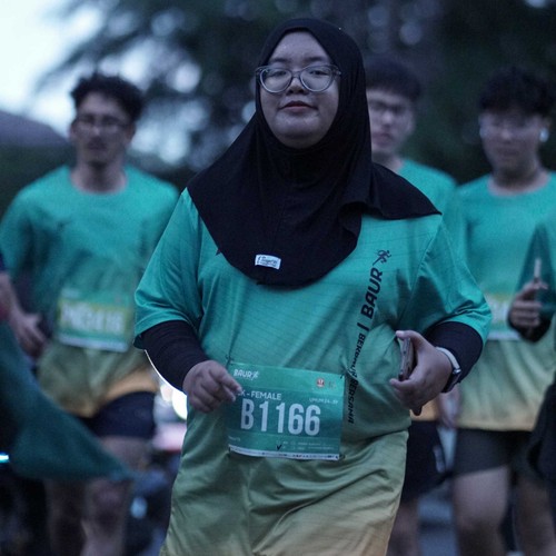 Race photo from BAUR RUN 2025