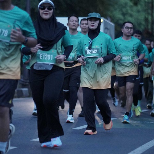 Race photo from BAUR RUN 2025