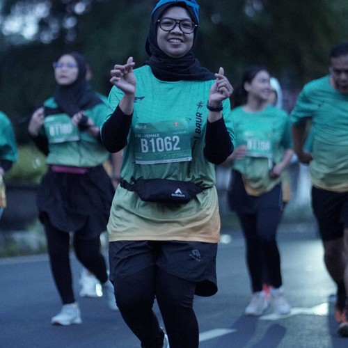 Race photo from BAUR RUN 2025