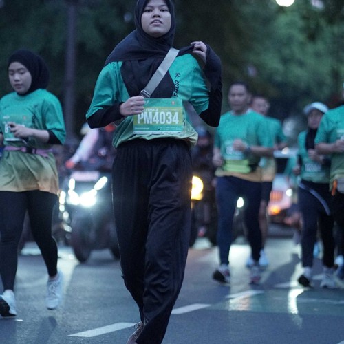 Race photo from BAUR RUN 2025