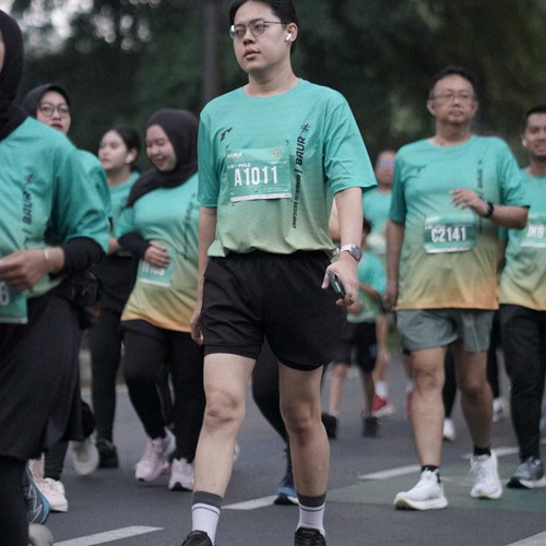 Race photo from BAUR RUN 2025