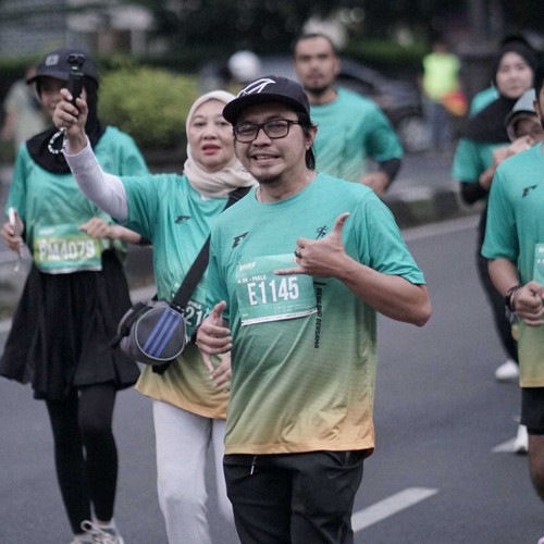 Race photo from BAUR RUN 2025