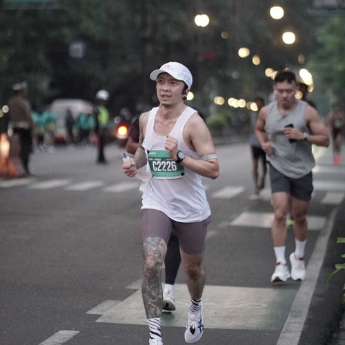 Race photo from BAUR RUN 2025