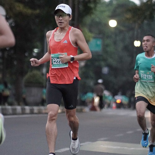 Race photo from BAUR RUN 2025
