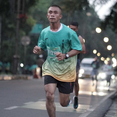 Race photo from BAUR RUN 2025