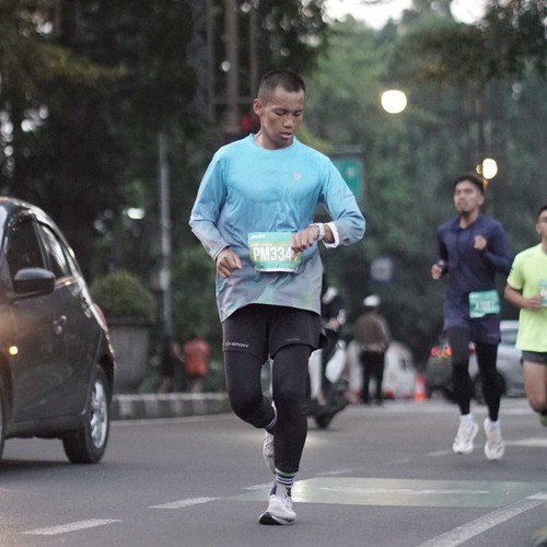Race photo from BAUR RUN 2025