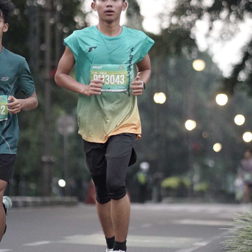 Race photo from BAUR RUN 2025