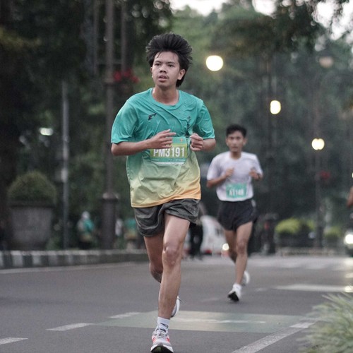Race photo from BAUR RUN 2025