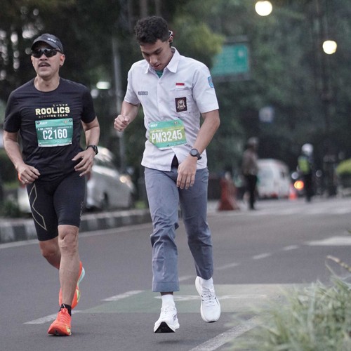 Race photo from BAUR RUN 2025
