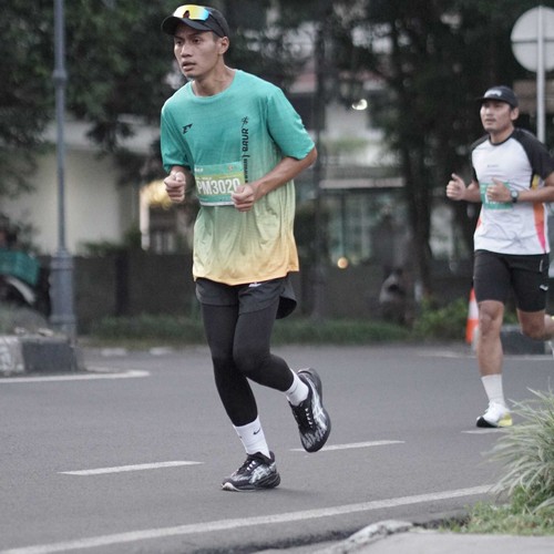 Race photo from BAUR RUN 2025