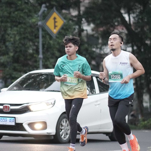 Race photo from BAUR RUN 2025
