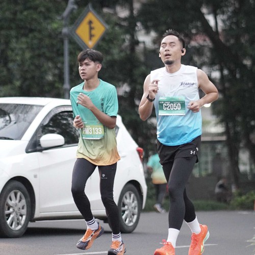 Race photo from BAUR RUN 2025