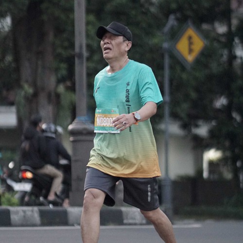 Race photo from BAUR RUN 2025