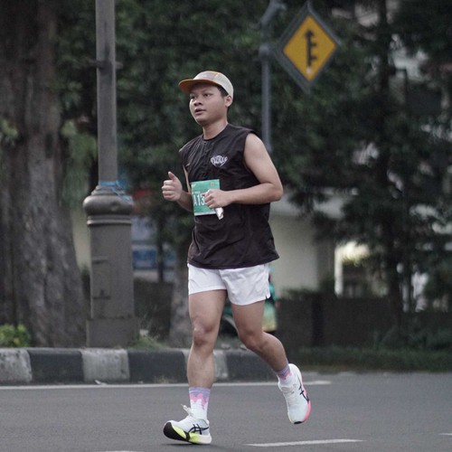 Race photo from BAUR RUN 2025