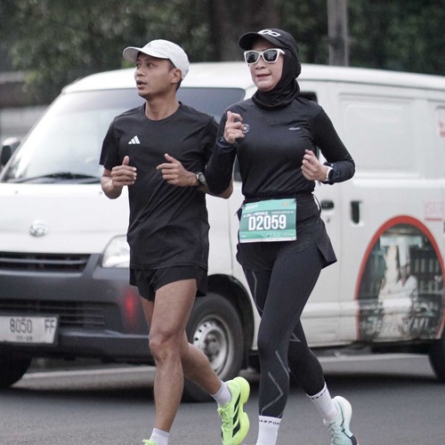 Race photo from BAUR RUN 2025