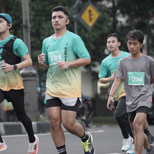 Race photo from BAUR RUN 2025