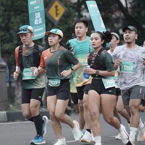 Race photo from BAUR RUN 2025