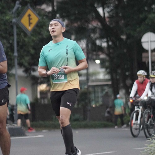 Race photo from BAUR RUN 2025