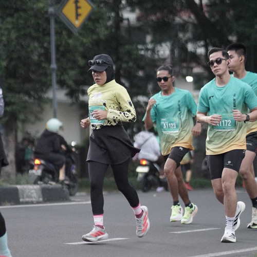 Race photo from BAUR RUN 2025