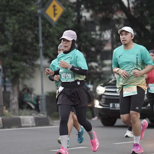 Race photo from BAUR RUN 2025