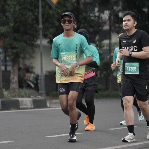 Race photo from BAUR RUN 2025