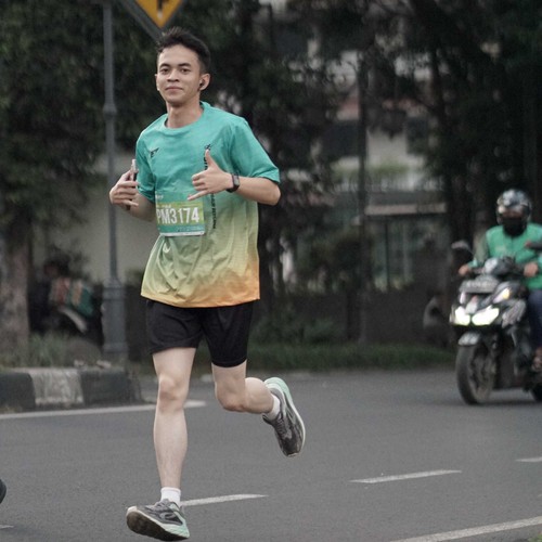 Race photo from BAUR RUN 2025