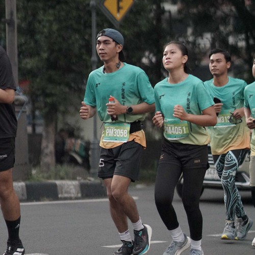 Race photo from BAUR RUN 2025
