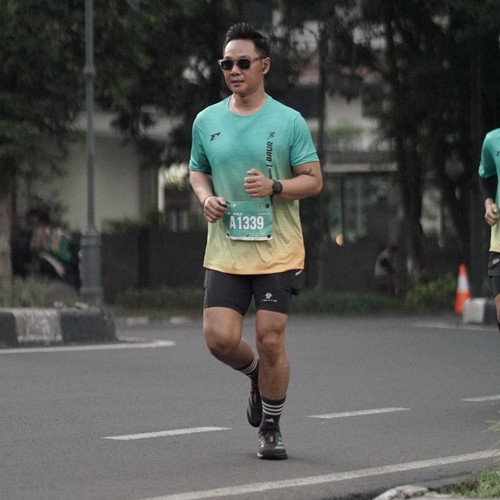 Race photo from BAUR RUN 2025