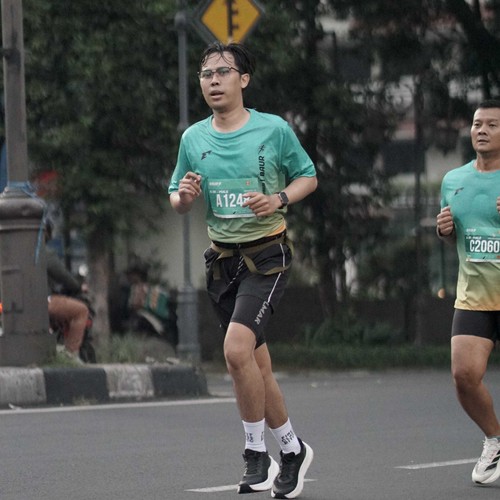 Race photo from BAUR RUN 2025